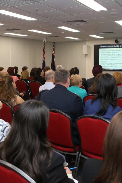 2025 12 01 13.20.24 2