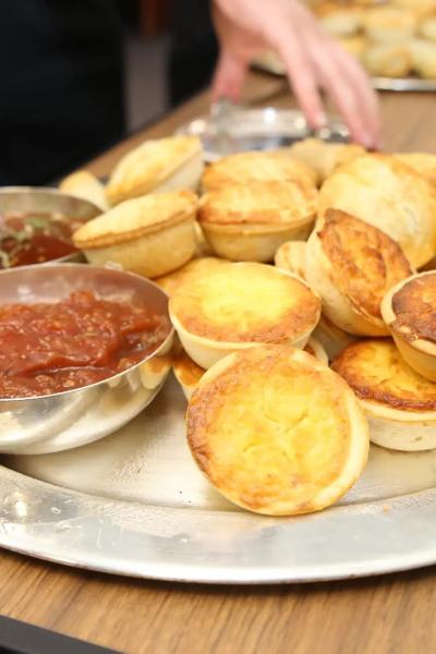 2025 12 01 13.21.22 2