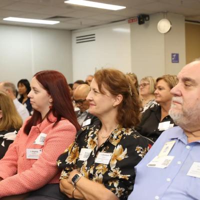 2025 12 01 13.22.13 2