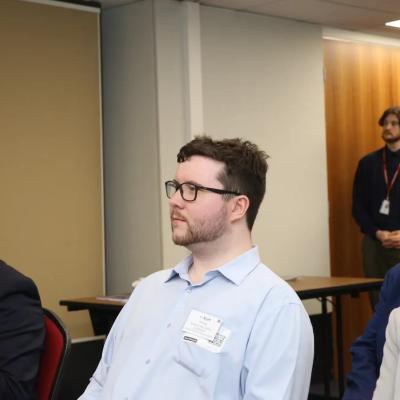 2025 12 01 13.22.16 2